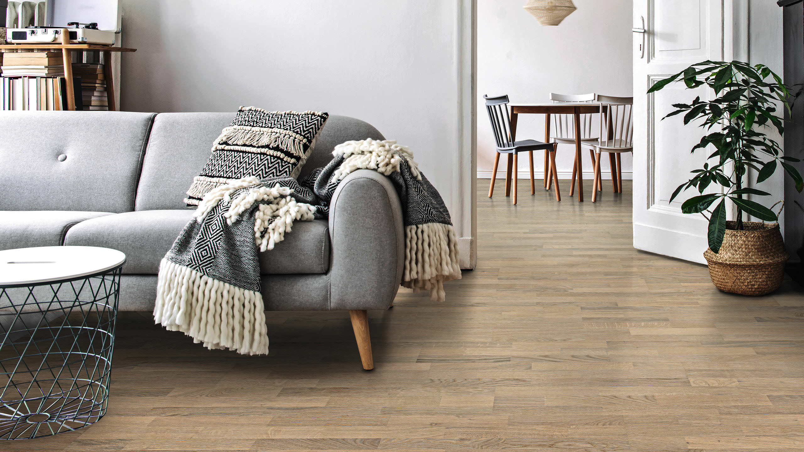 21 m² HARO Nut+Feder Parkettboden Eiche Classico lichtweiß