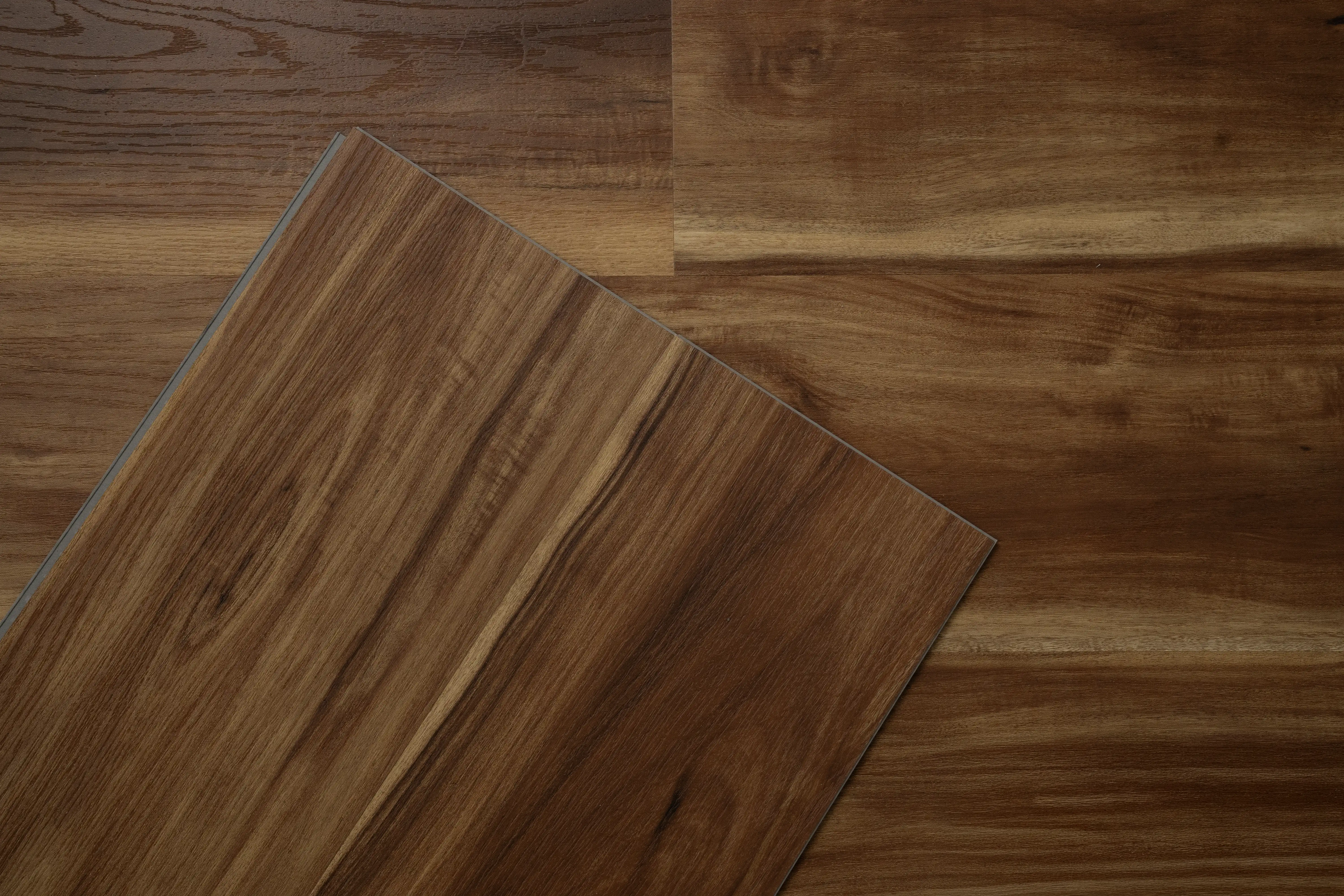 Klick-Vinylboden Eiche Brutus Acacia